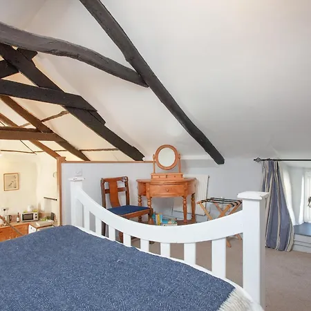 The Annexe - Tbh *